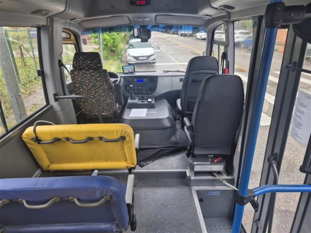 medium and large bus Medium Daewoo Bus 2017 Amarillo - Importación desde Corea - HF Imports Iquique - Foto 16