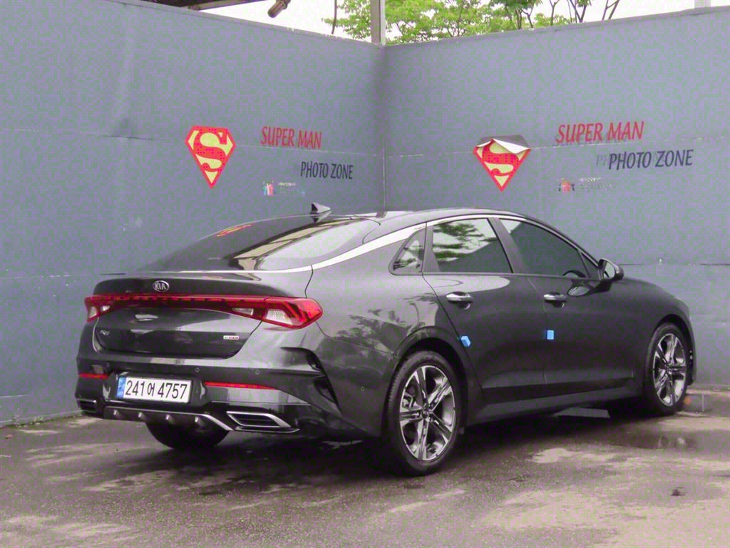 KIA K5 - Vista 7