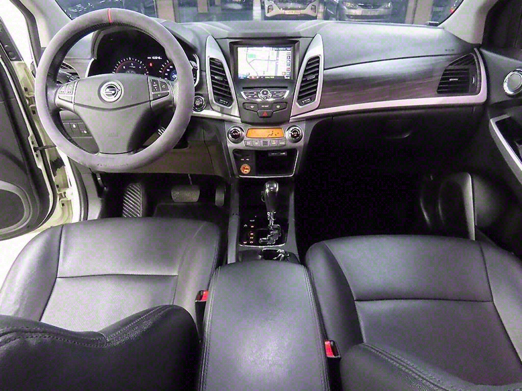 Ssangyong Korando - Vista 7