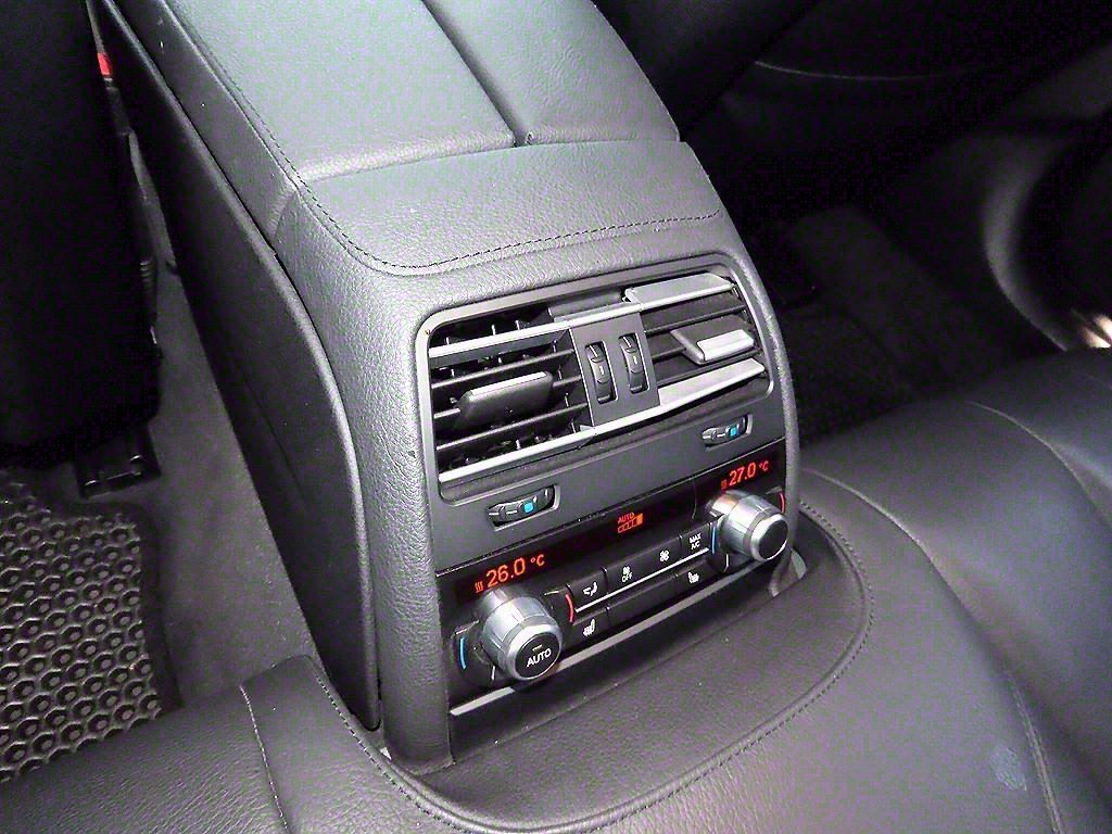 BMW 6 series 2016 Negro - Importación desde Corea - HF Imports Iquique - Foto 17