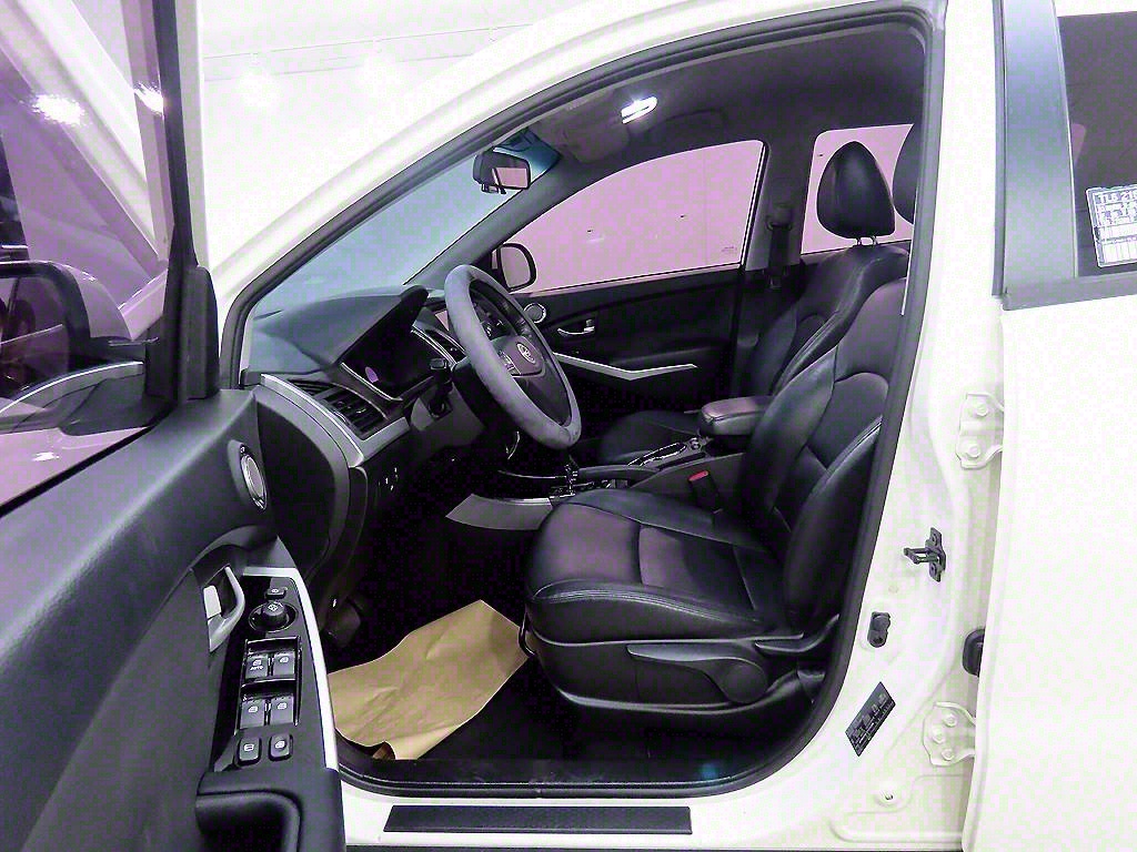 Ssangyong Korando - Vista 5