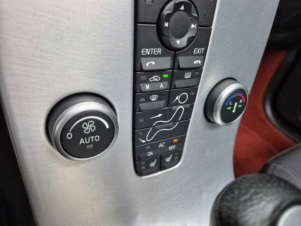 Volvo C30 2011 Negro - Importación desde Corea - HF Imports Iquique - Foto 16