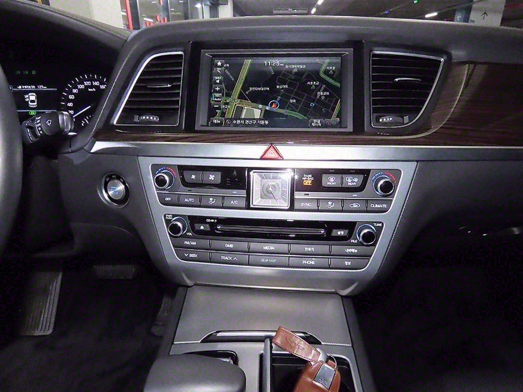 Genesis G80 - Vista 11