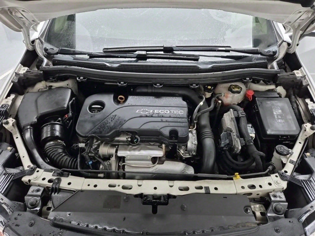 Chevrolet Cruise - Vista 5