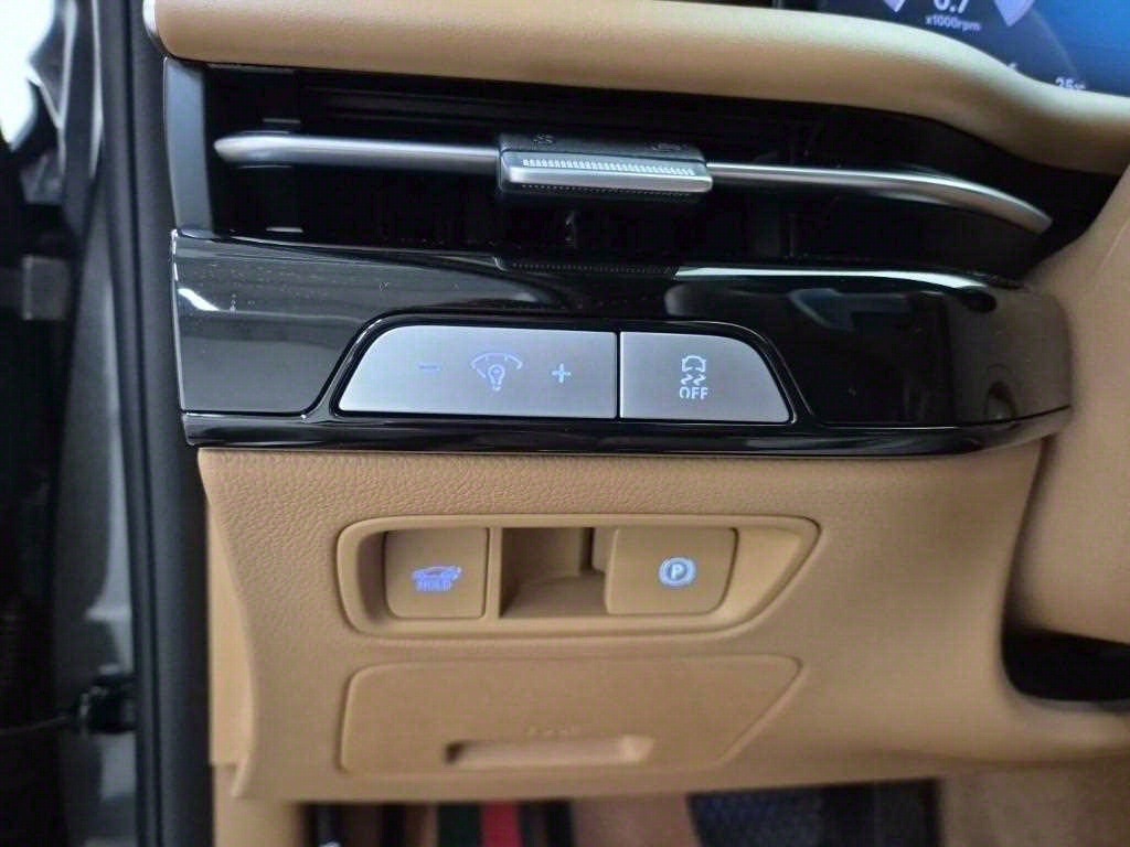 Genesis G80 2025 Gris - Importación desde Corea - HF Imports Iquique - Foto 17