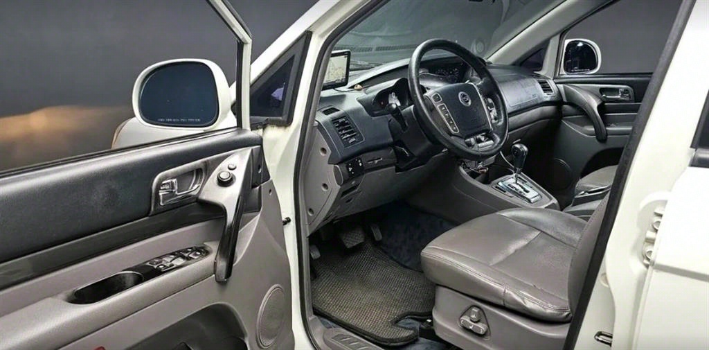 Ssangyong Korando - Vista 12