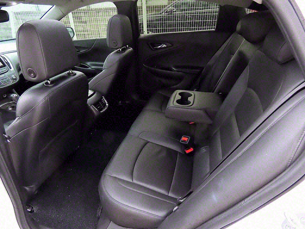 Chevrolet Malibu - Vista 6