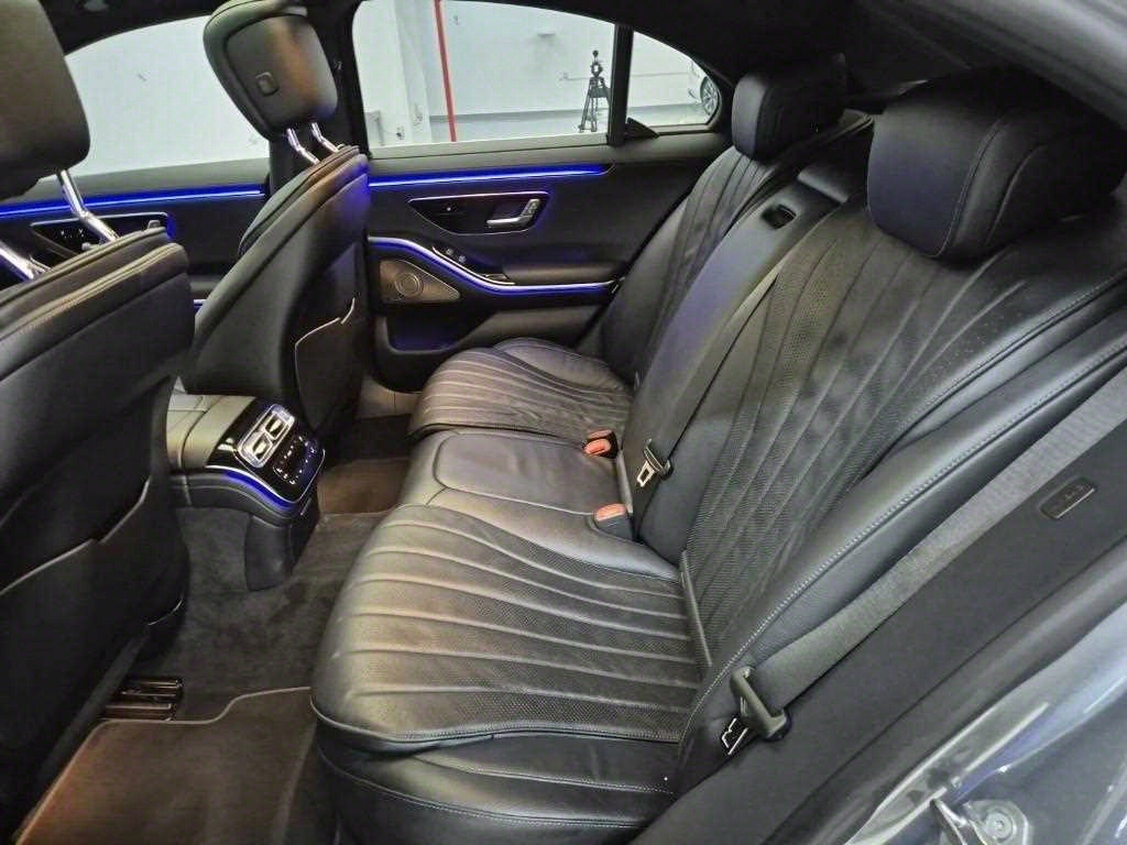 Mercedes Benz S Class - Vista 12