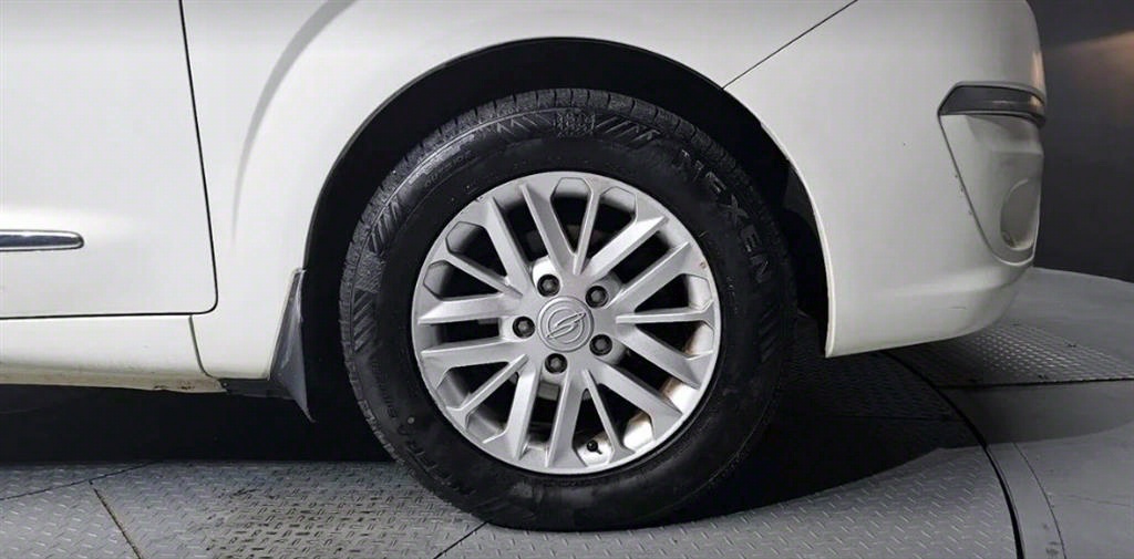 Ssangyong Korando - Vista 6