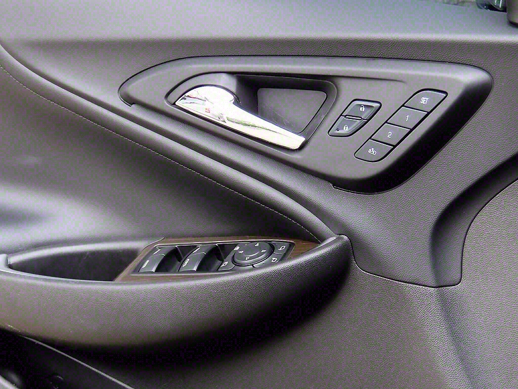 Chevrolet Malibu - Vista 11