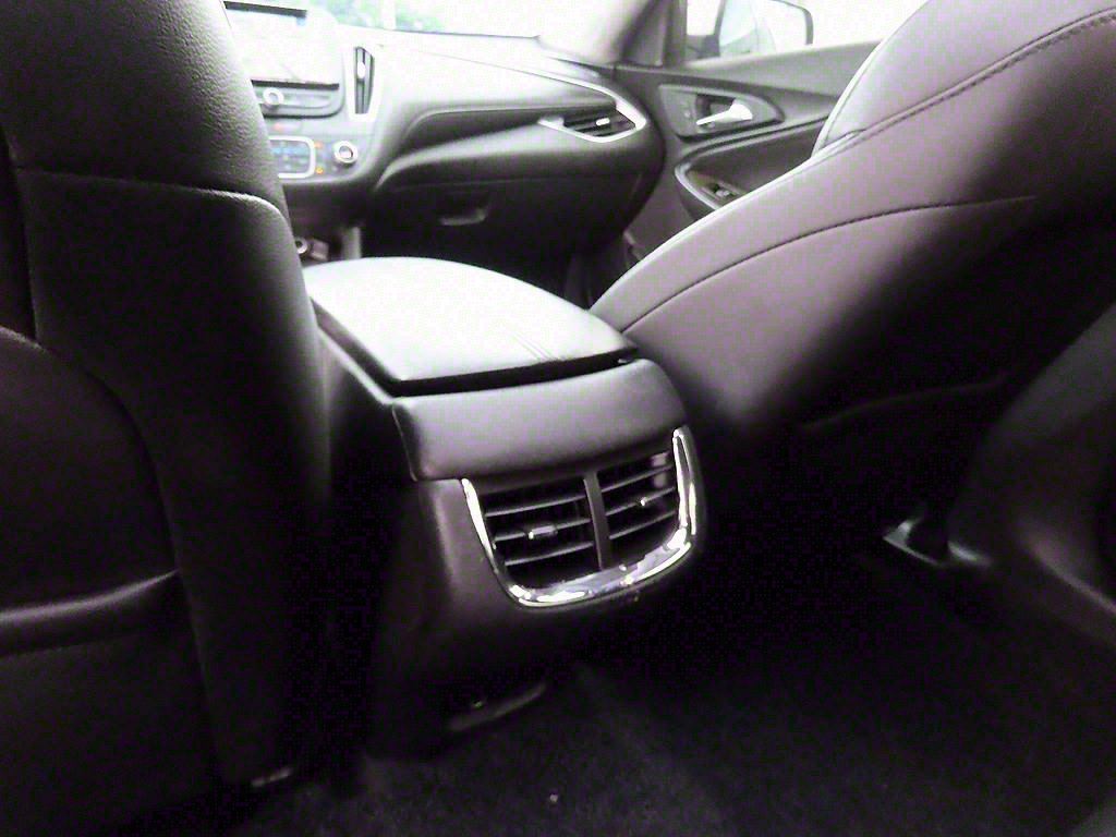 Chevrolet Malibu 2018 Blanco - Importación desde Corea - HF Imports Iquique - Foto 17