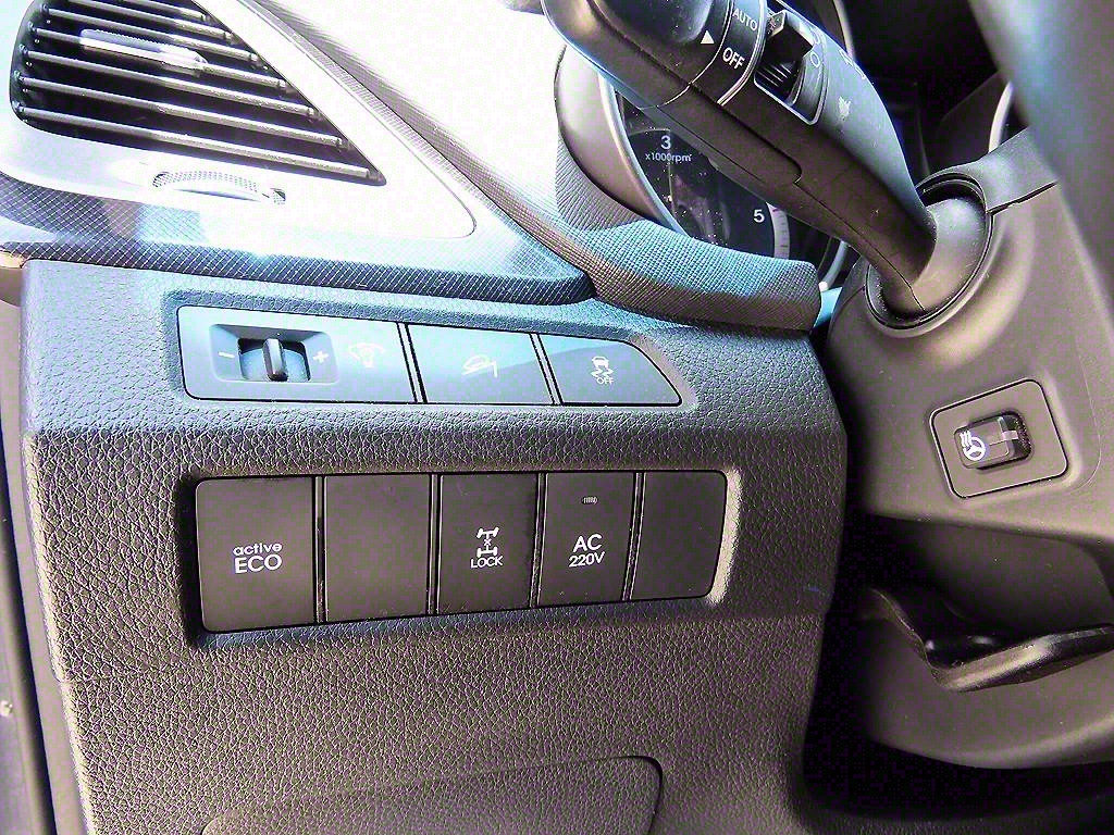 HYUNDAI Maxcruz - Vista 12