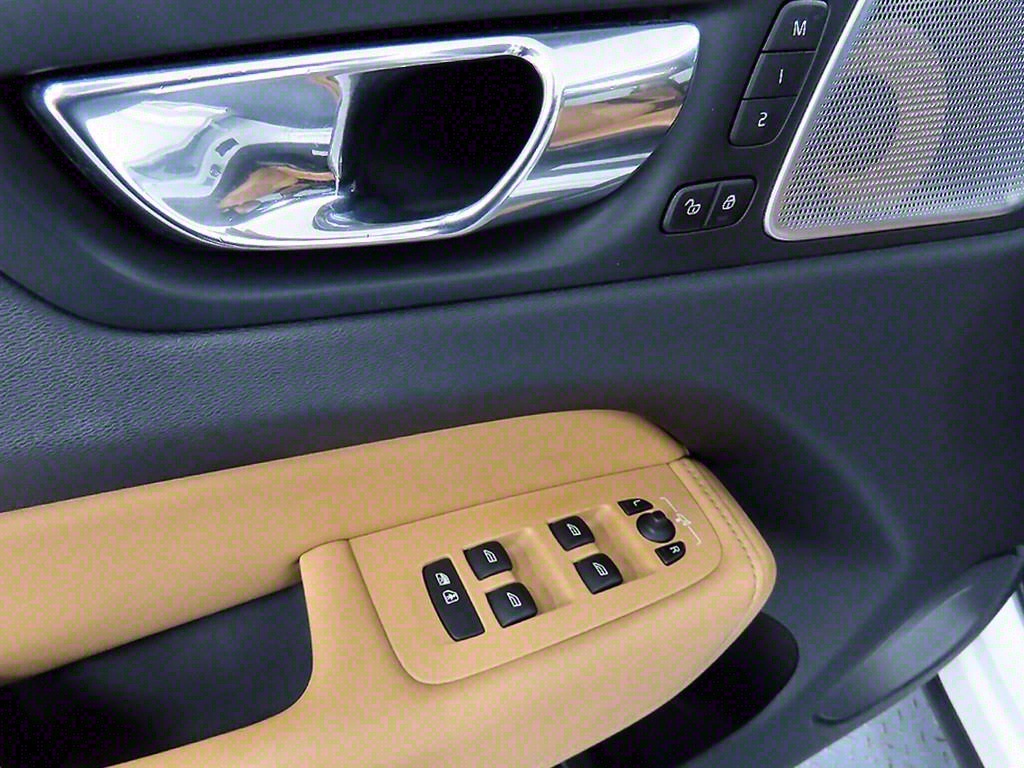 Volvo XC60 - Vista 11