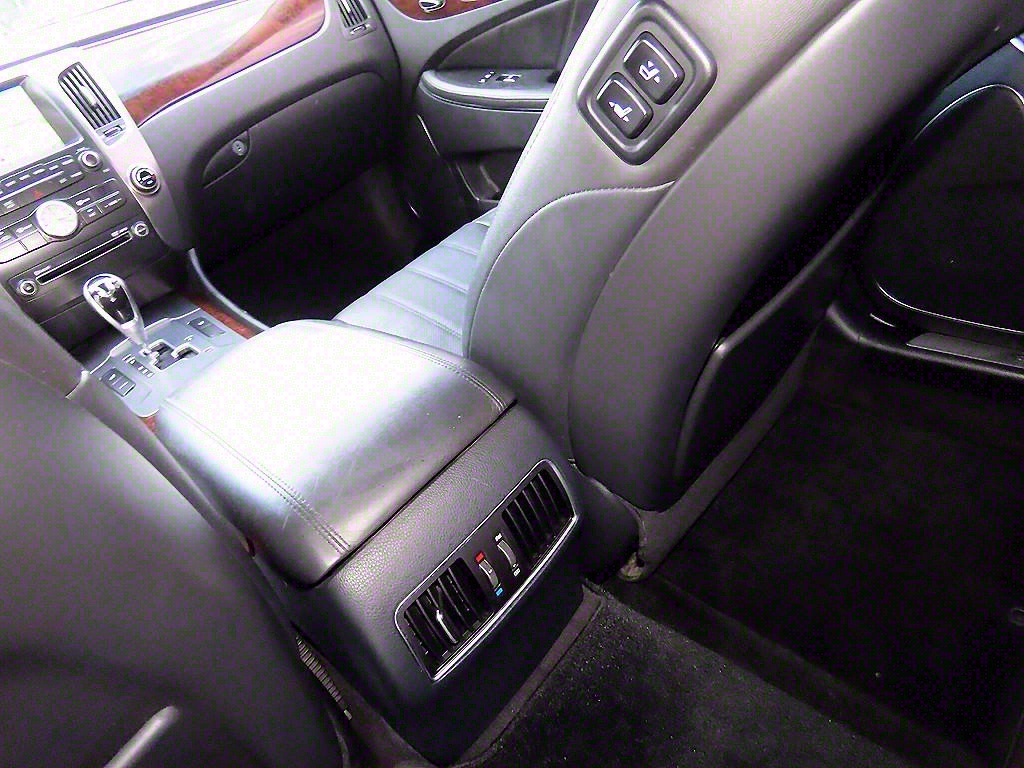 HYUNDAI Equus 2012 Negro - Importación desde Corea - HF Imports Iquique - Foto 17