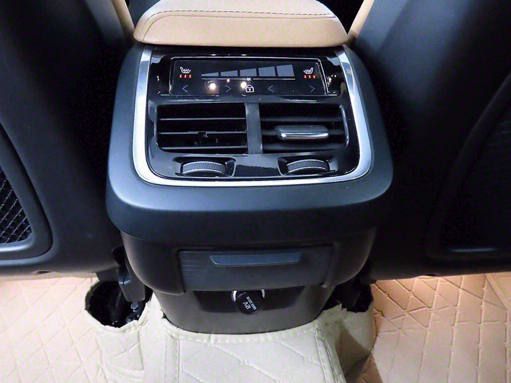 Volvo XC60 2018 Blanco - Importación desde Corea - HF Imports Iquique - Foto 15