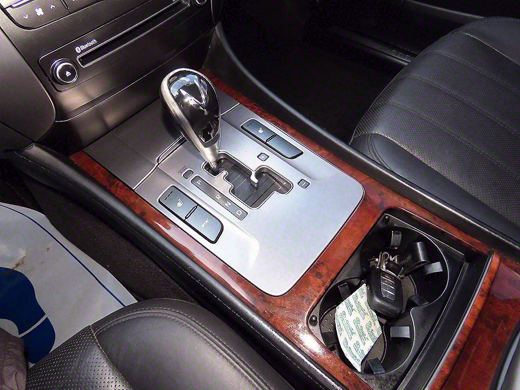 HYUNDAI Equus - Vista 10