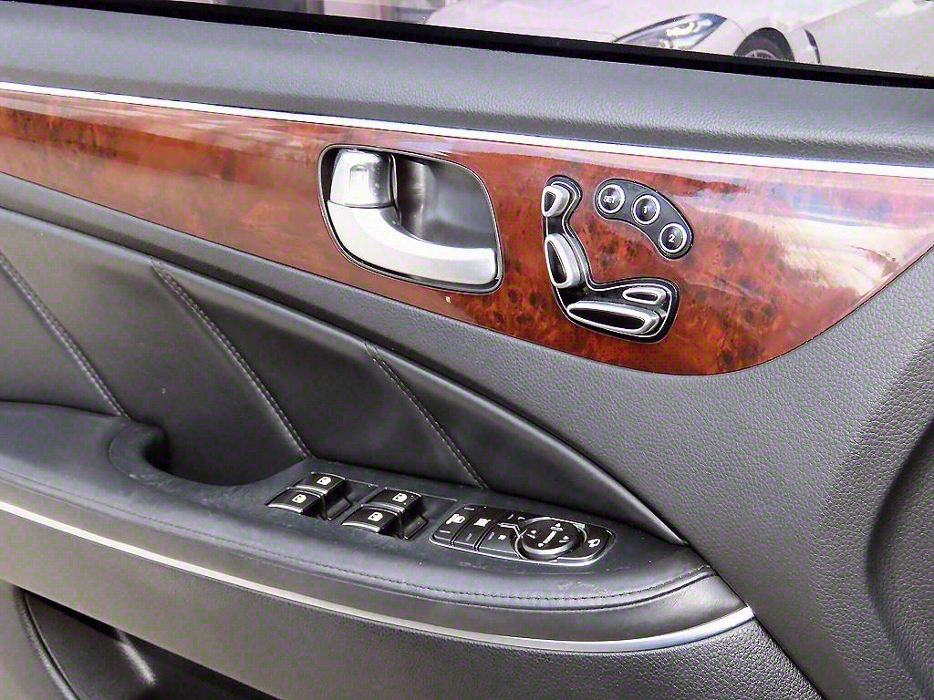 HYUNDAI Equus - Vista 11