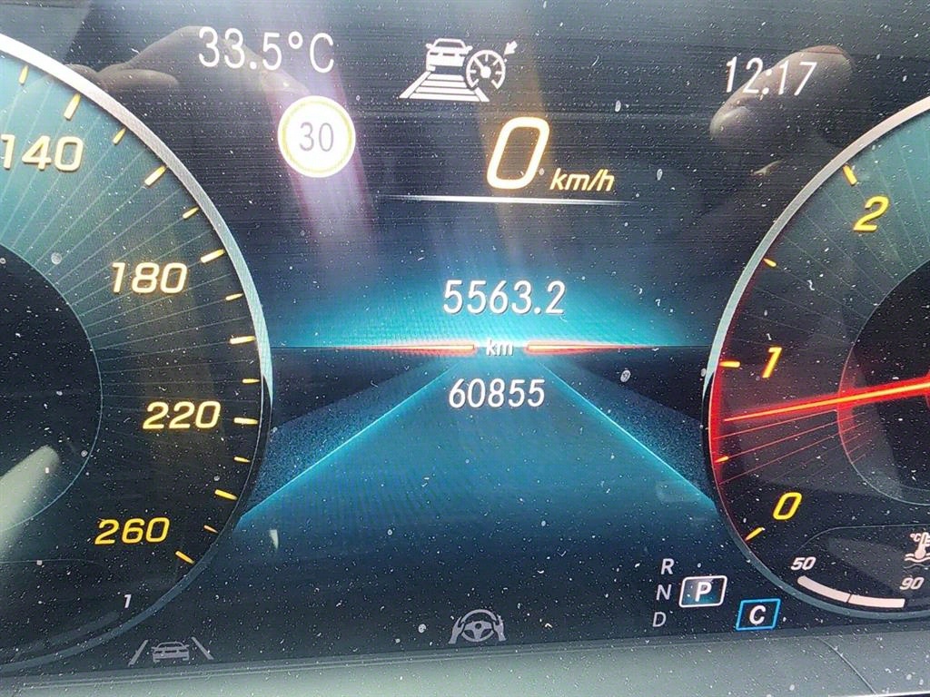 Mercedes Benz GLE Class - Vista 8