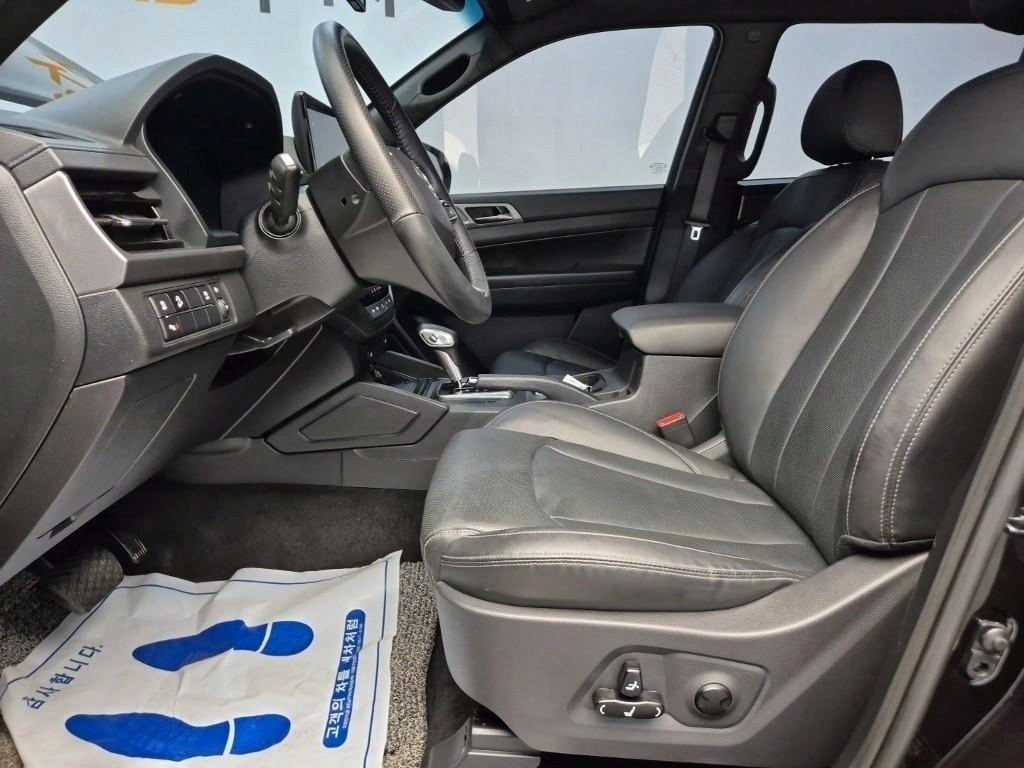 Ssangyong Rexton - Vista 11