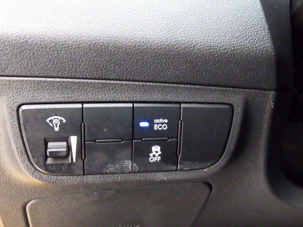 HYUNDAI Veloster 2012 Amarillo - Importación desde Corea - HF Imports Iquique - Foto 14