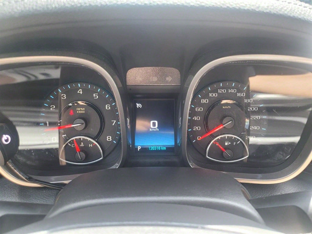 Chevrolet Malibu - Vista 5