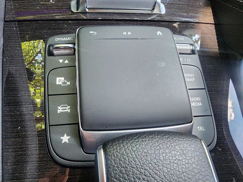 Mercedes Benz GLE Class - Vista 12