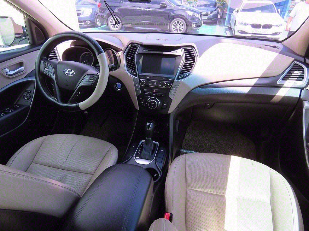 HYUNDAI Santa Fe - Vista 5