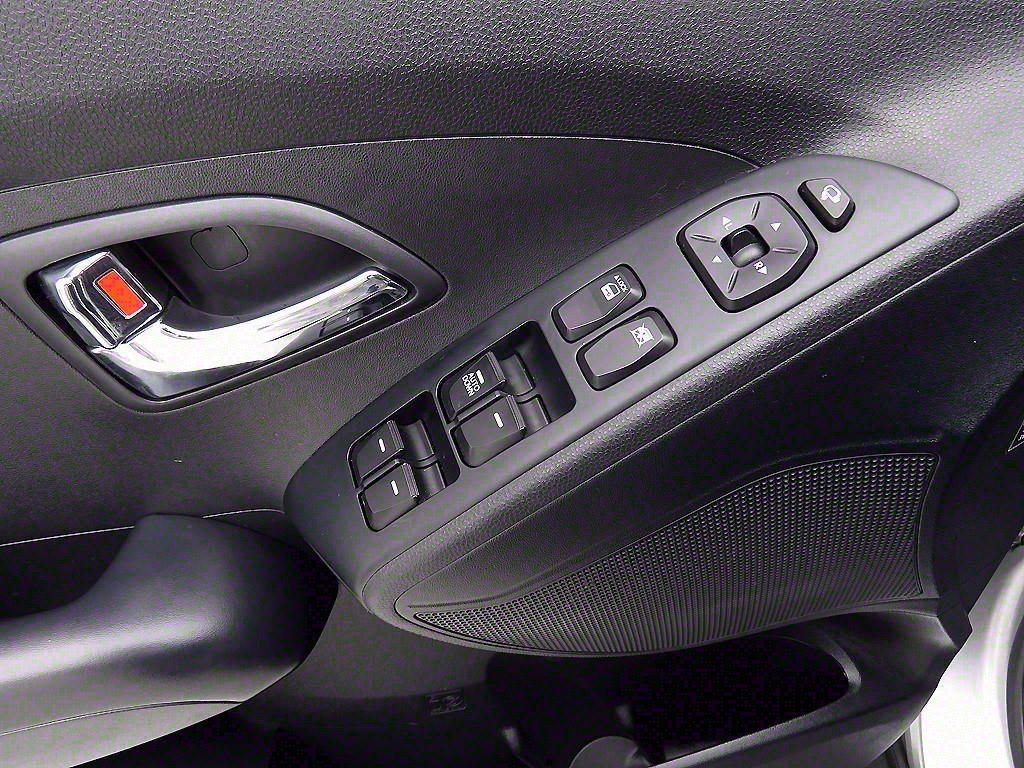 HYUNDAI Tucson - Vista 10