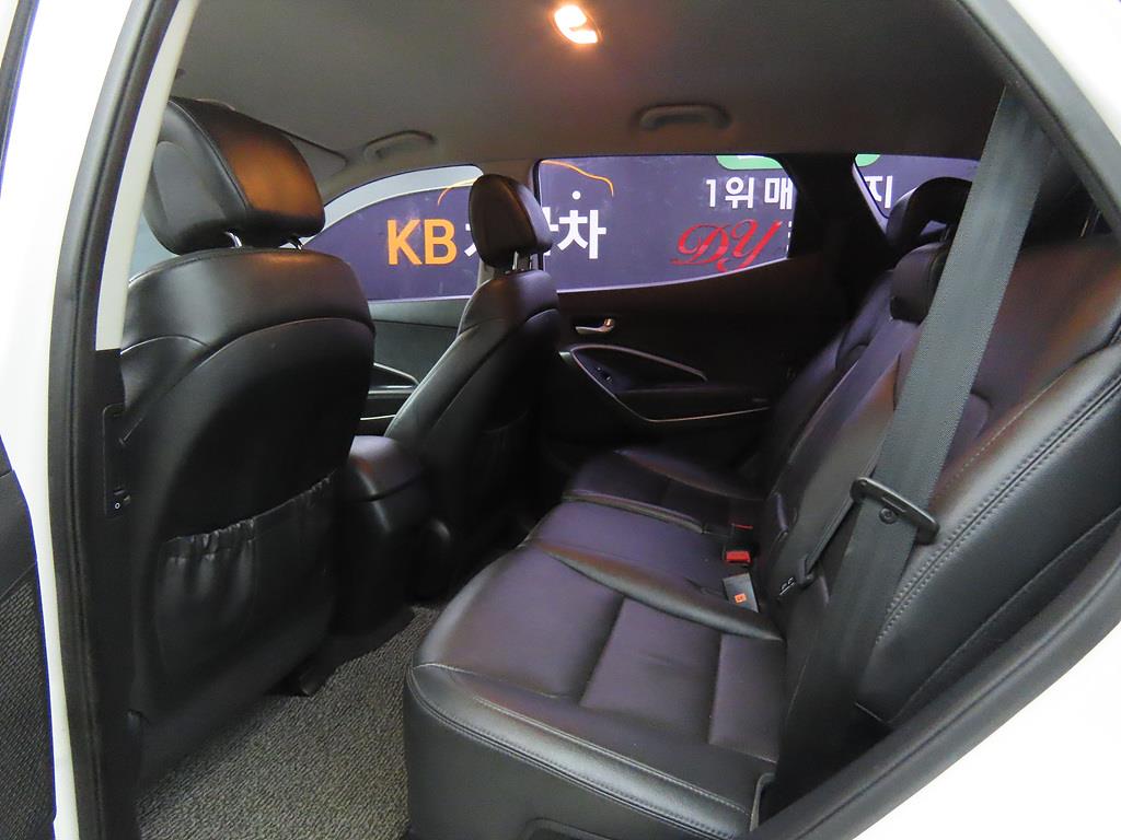 HYUNDAI Santa Fe - Vista 6