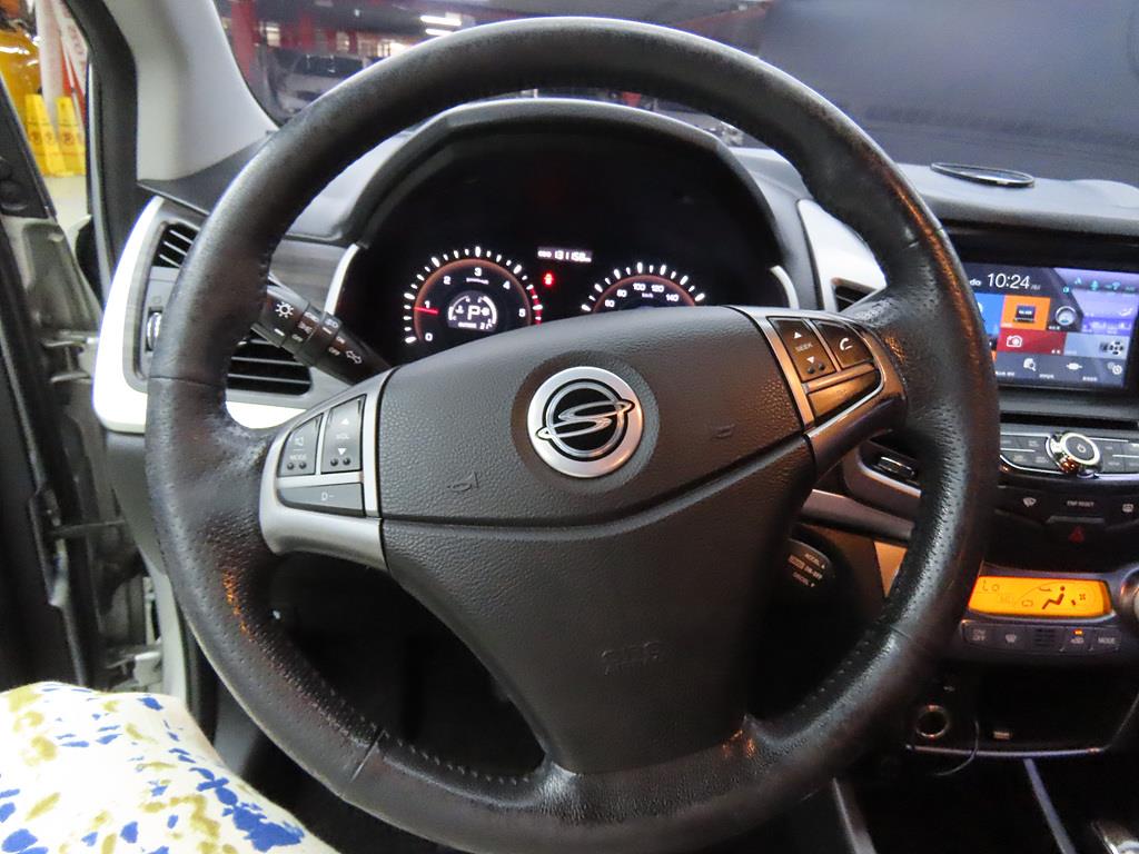 Ssangyong Korando - Vista 8