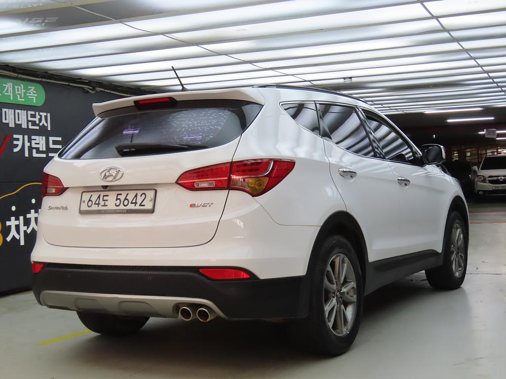 HYUNDAI Santa Fe - Vista 4