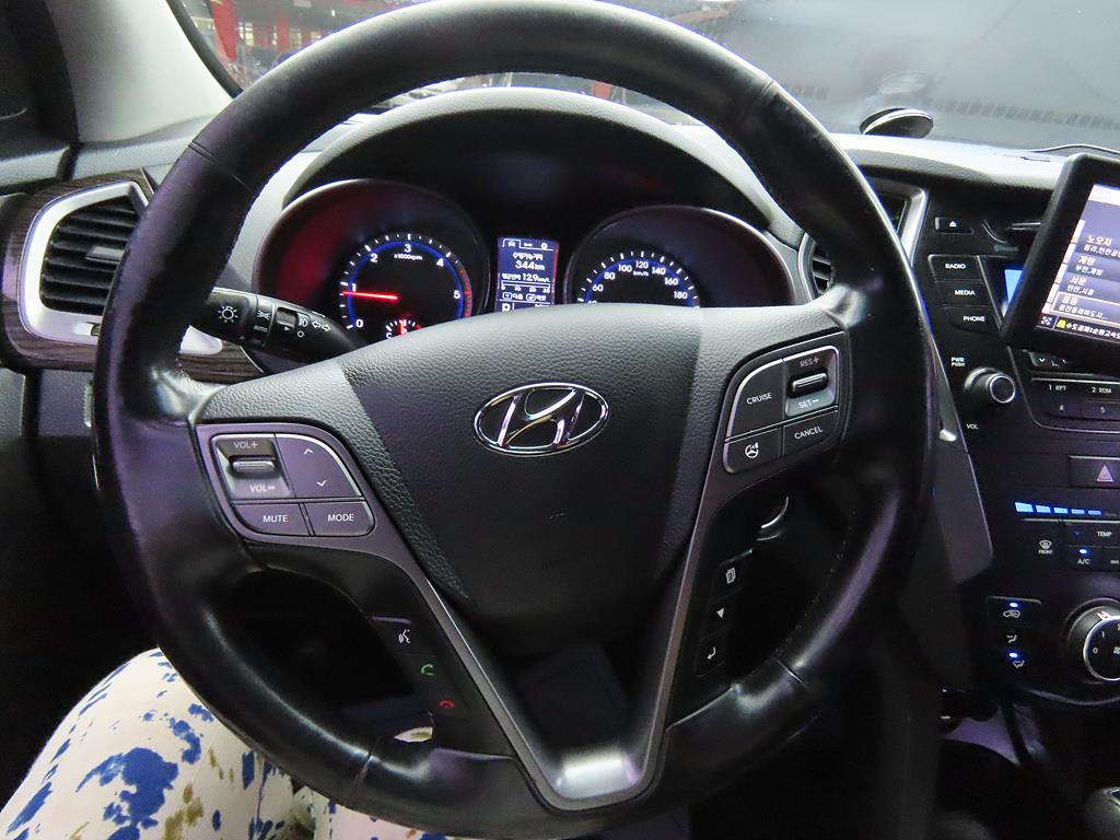 HYUNDAI Santa Fe - Vista 8