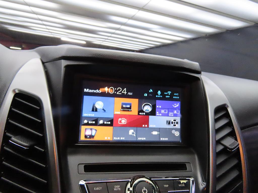 Ssangyong Korando - Vista 11