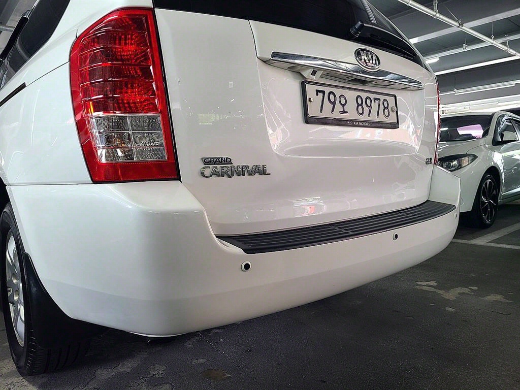 KIA Carnival 2013 Blanco - Importación desde Corea - HF Imports Iquique - Foto 15