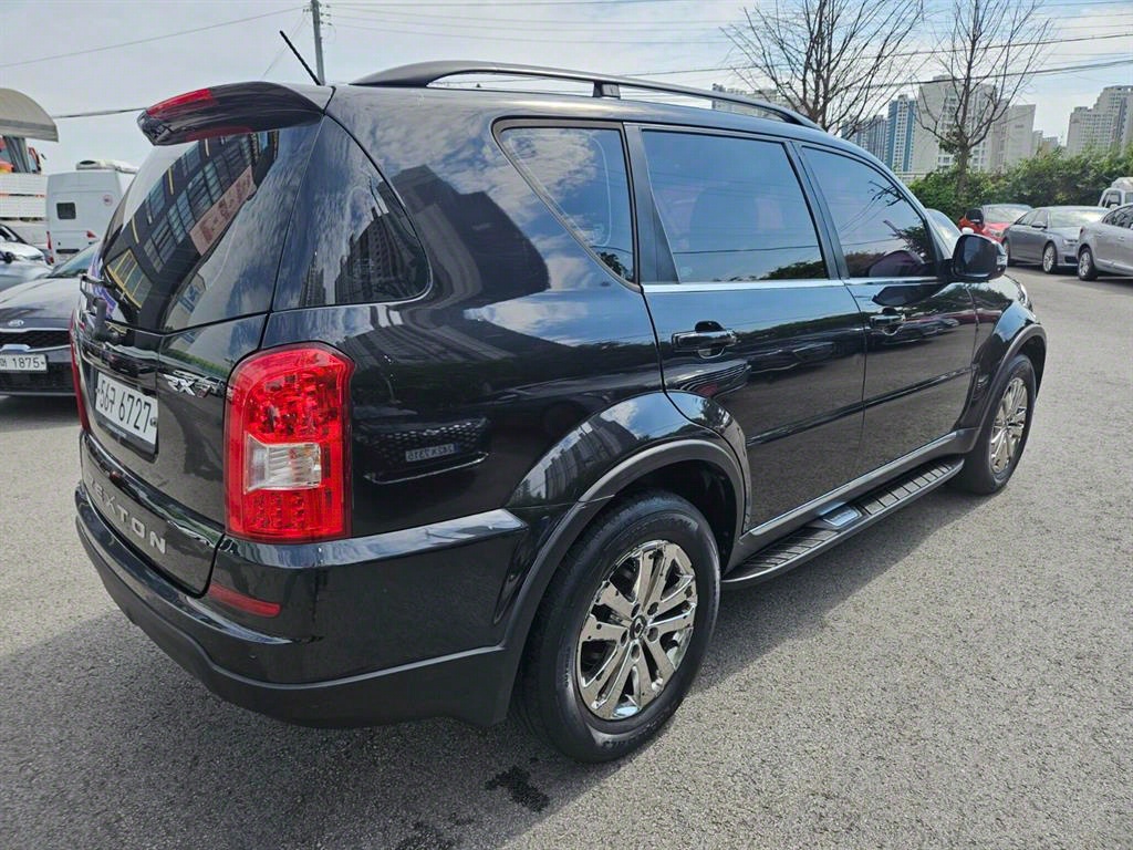 Ssangyong Rexton - Vista 6