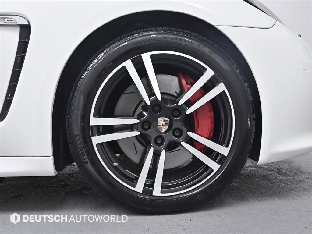 Porsche Panamera - Vista 5