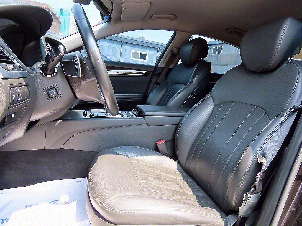 Genesis G80 - Vista 5