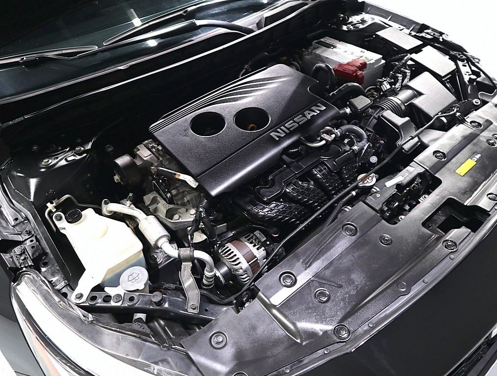 Nissan Altima - Vista 6