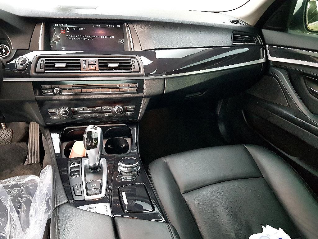 BMW 5 Series - Vista 10