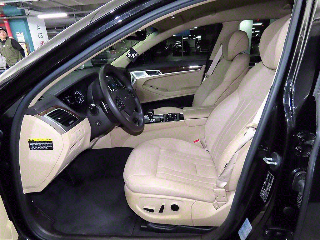 Genesis G80 - Vista 6