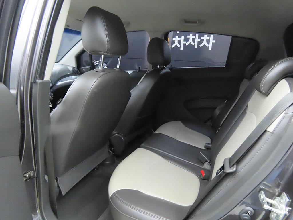 Chevrolet Spark - Vista 6