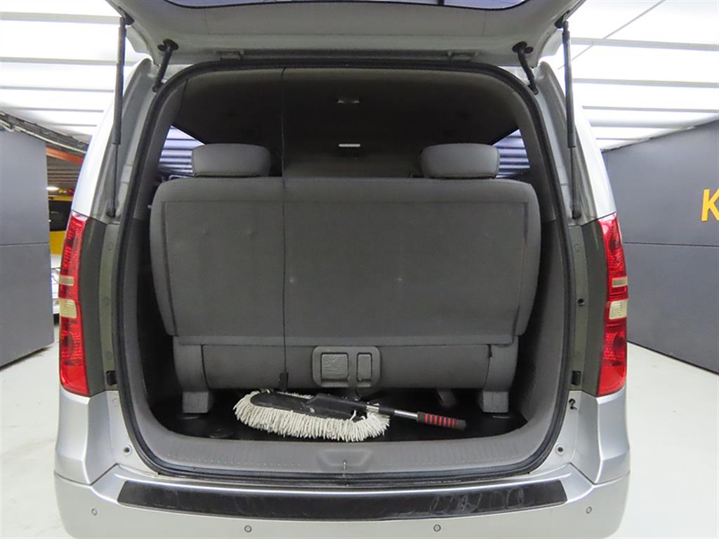 HYUNDAI Starex 2010 Plateado - Importación desde Corea - HF Imports Iquique - Foto 15