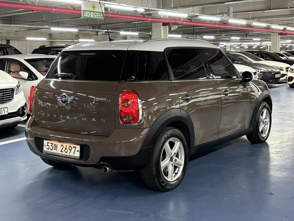 Mini Countryman - Vista 5