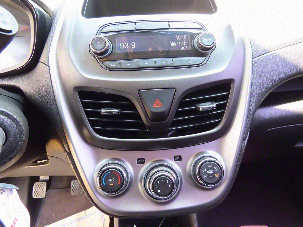 Chevrolet Spark 2017 Plateado - Importación desde Corea - HF Imports Iquique - Foto 13