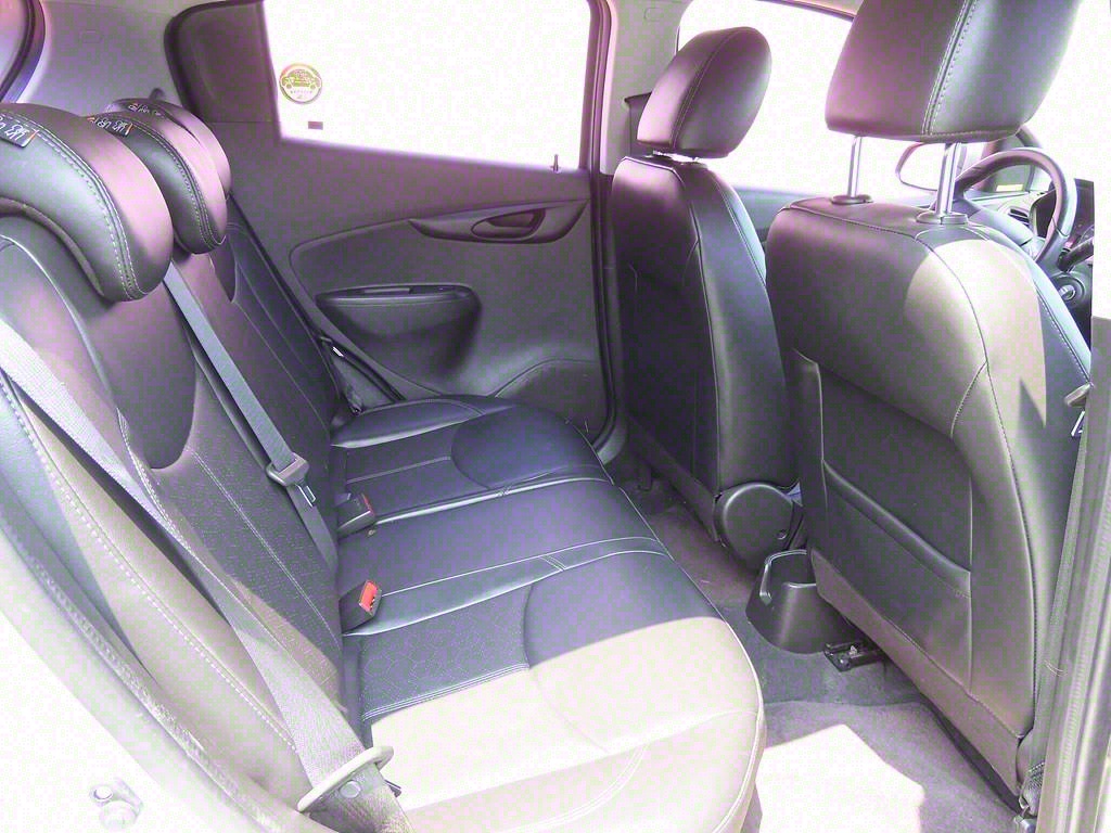 Chevrolet Spark - Vista 7