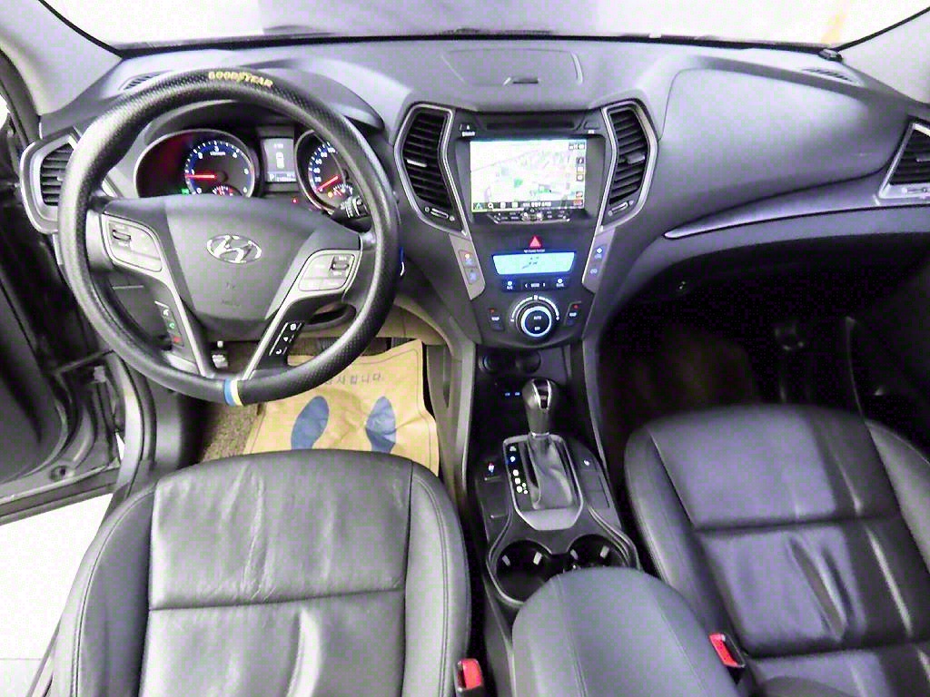 HYUNDAI Santa Fe - Vista 7