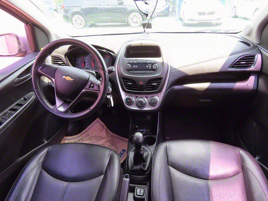 Chevrolet Spark - Vista 5