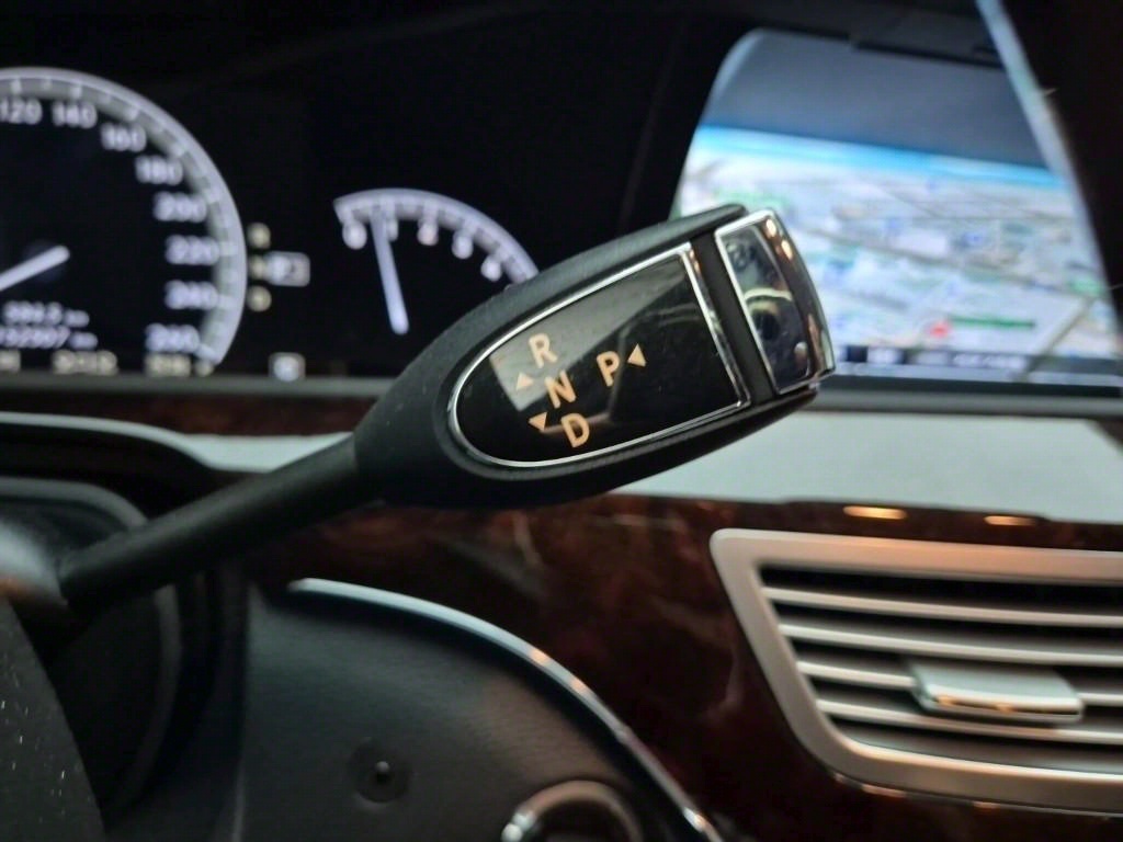 Mercedes Benz S Class - Vista 6