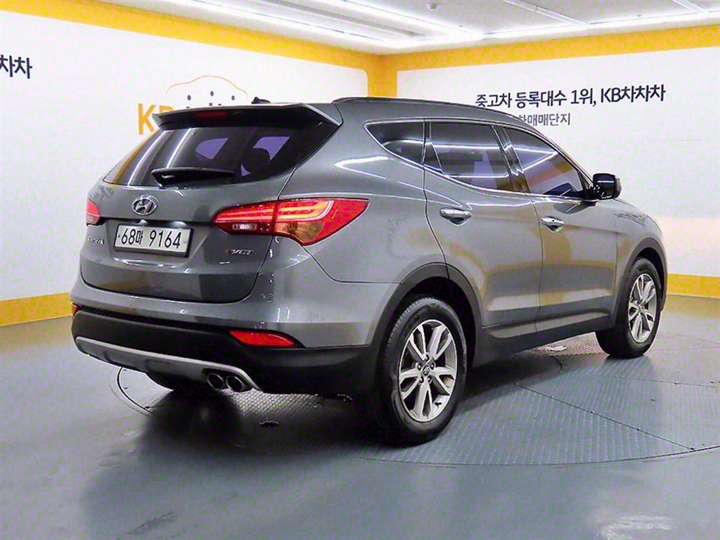 HYUNDAI Santa Fe - Vista 4