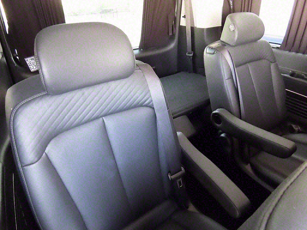 HYUNDAI Staria - Vista 8